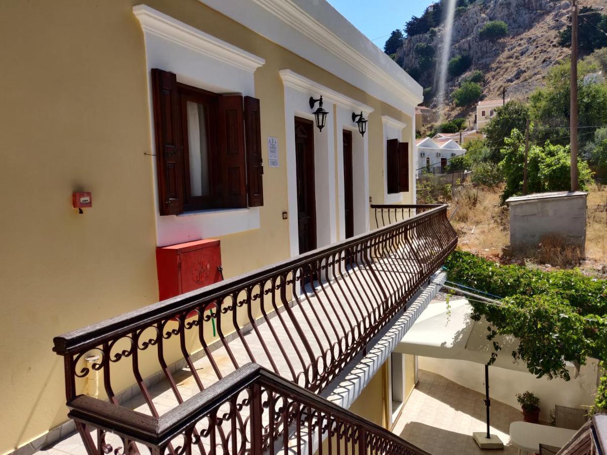 Nikos And Eva Studios Σύμη Εξωτερικό φωτογραφία
