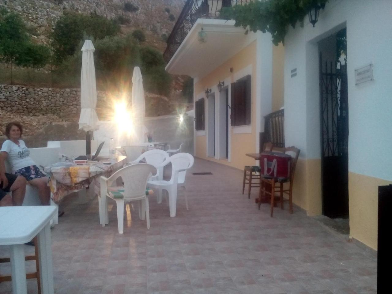 Nikos And Eva Studios Σύμη Εξωτερικό φωτογραφία